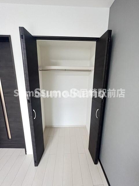 物件内観写真10　(ちょっとした収納スペースも充実しています)