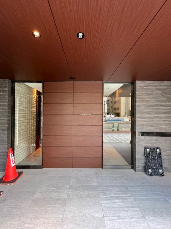 エントランス(建物の内部です)