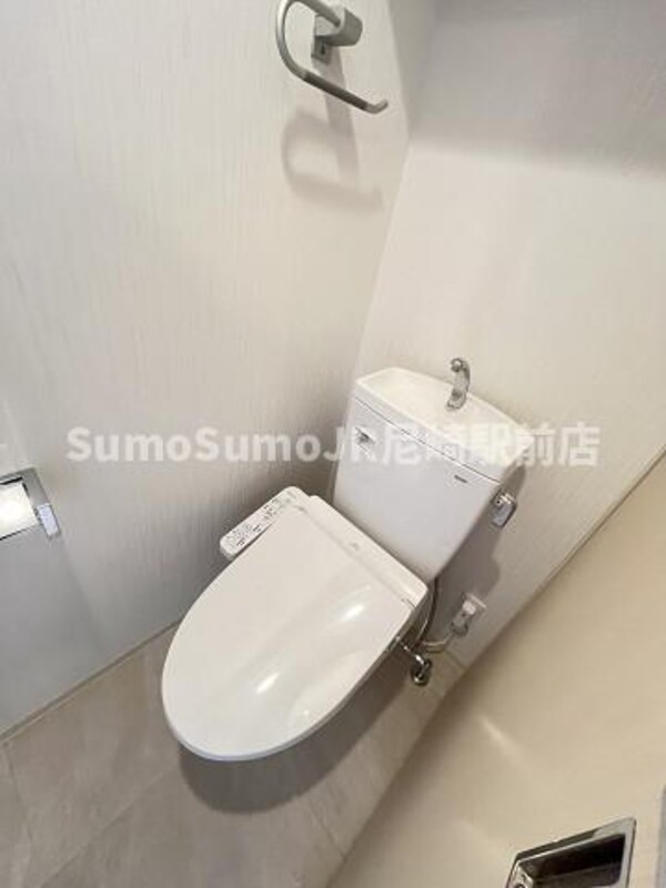 トイレ(コンパクトで使いやすいトイレです)