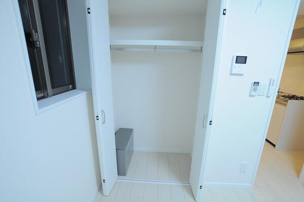 収納(写真は３０１号室です。 )