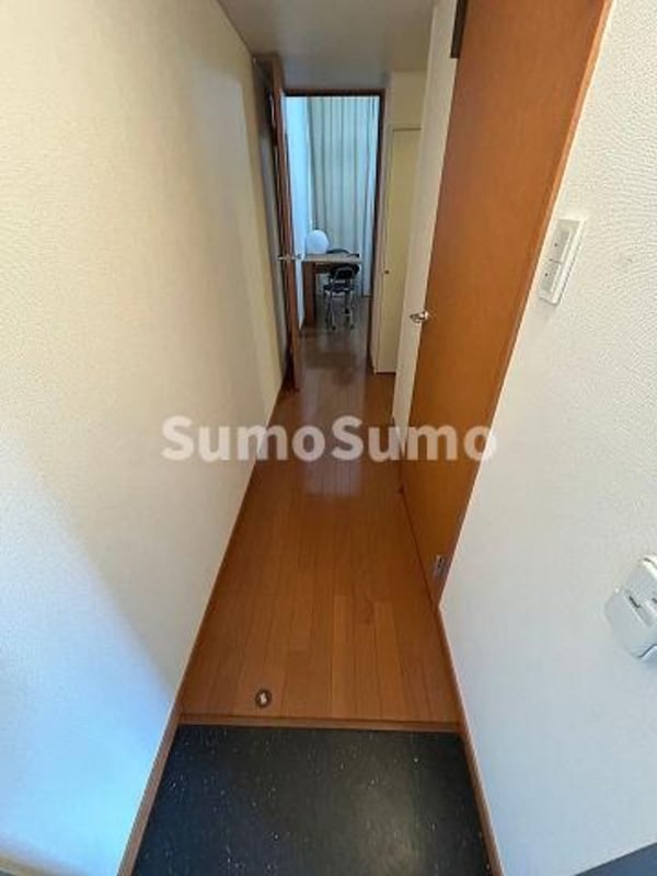 玄関(毎日通る玄関はこちらです)