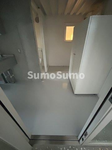 物件内観写真12　(落ち着いた玄関です)