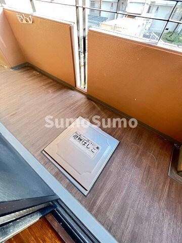 物件内観写真11　(バルコニー付きです)