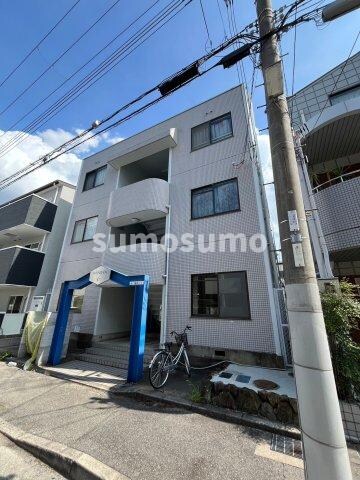 物件外観写真1　(きれいな外観です)