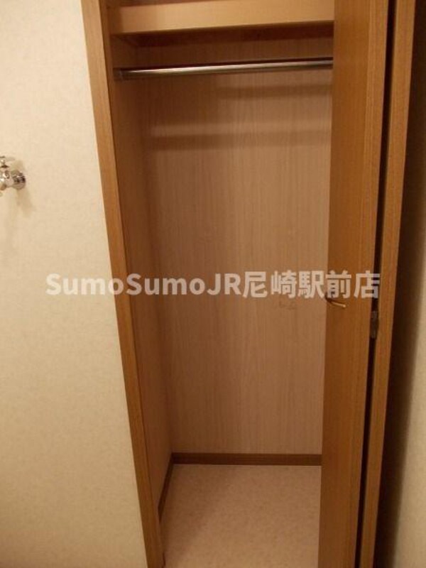 収納(たっぷりとした収納スペースです)