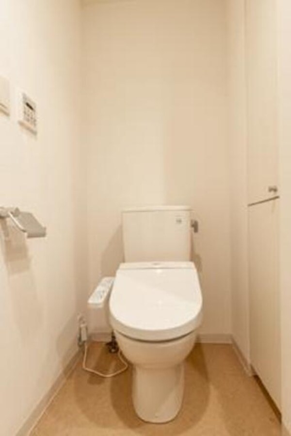 トイレ(※写真は同タイプ住戸です。 )