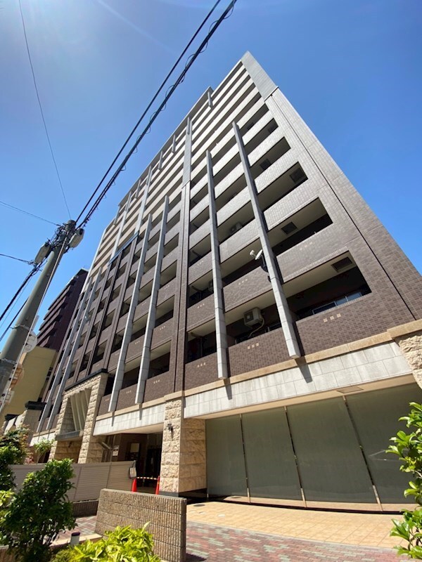 物件外観写真1　(おしゃれな外観です)