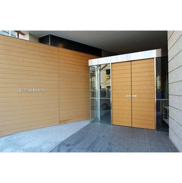 物件外観写真2　( )