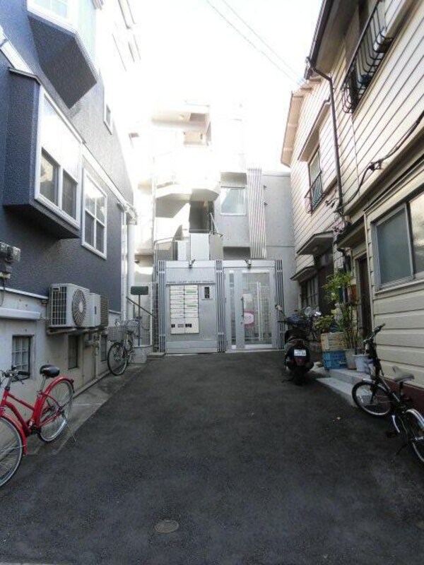 建物設備( )