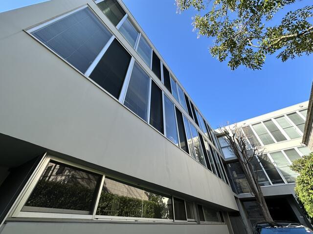 a place by Wine Apartment