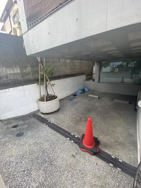 物件外観写真4　( )