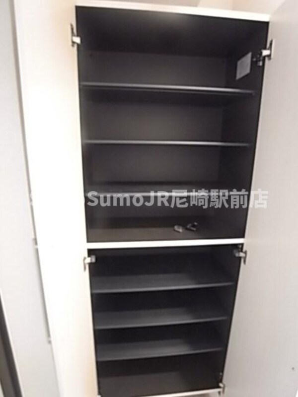 収納(便利な収納スペースです)
