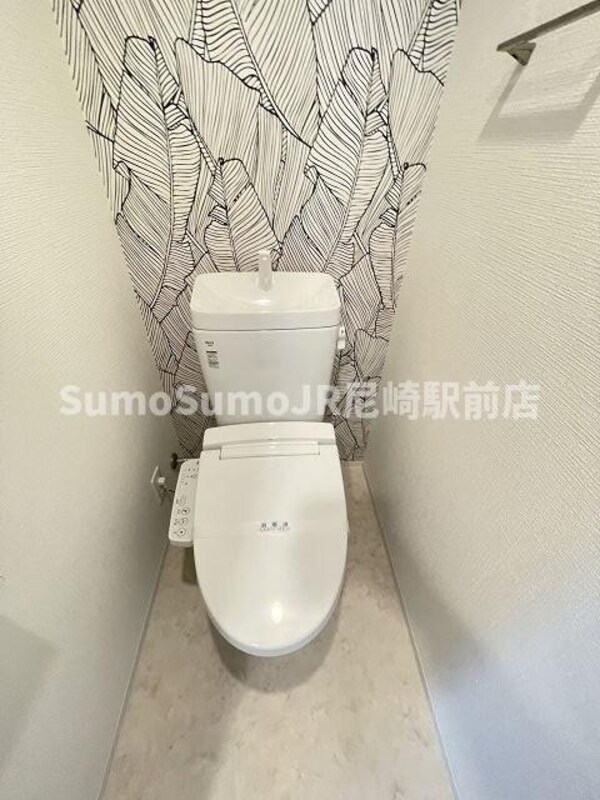 トイレ(シンプルで使いやすいトイレです)