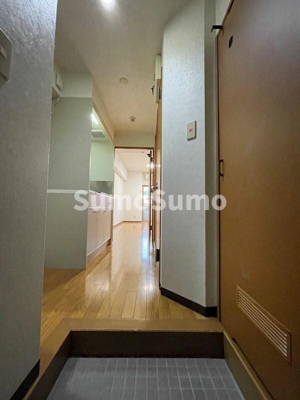 物件内観写真4　(きれいな玄関です)