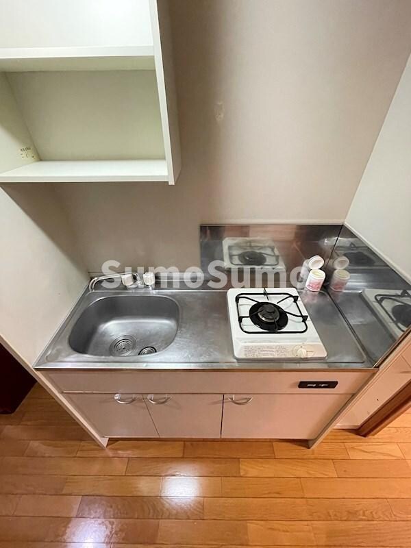 物件内観写真18　(コンパクトなキッチンで掃除もラクラク)