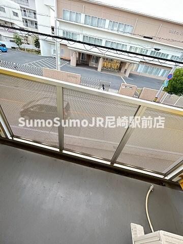 物件内観写真9　(陽当たり良好なバルコニーです)