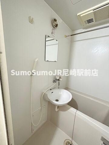 物件内観写真10　(日々の暮らしに欠かせないお風呂です)