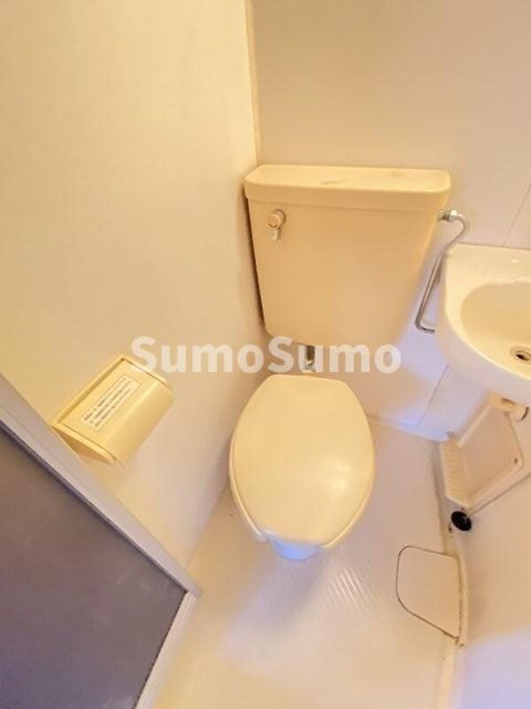 トイレ(落ち着いたトイレです)