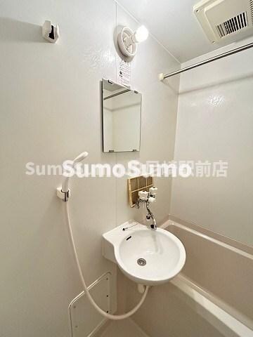 物件内観写真9　(脱衣スペースもあります)