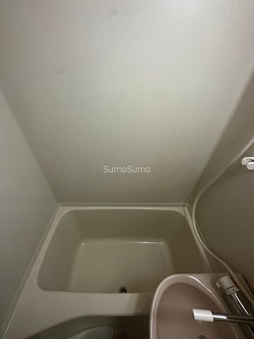 物件内観写真18　(コンパクトで使いやすいお風呂です)