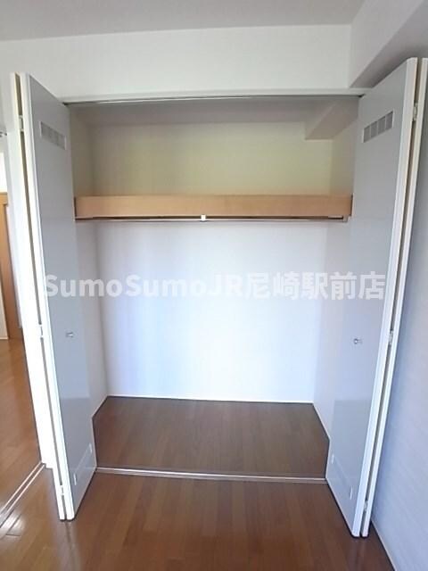 物件内観写真15　(こまごまとしたものを収納できそうですね)