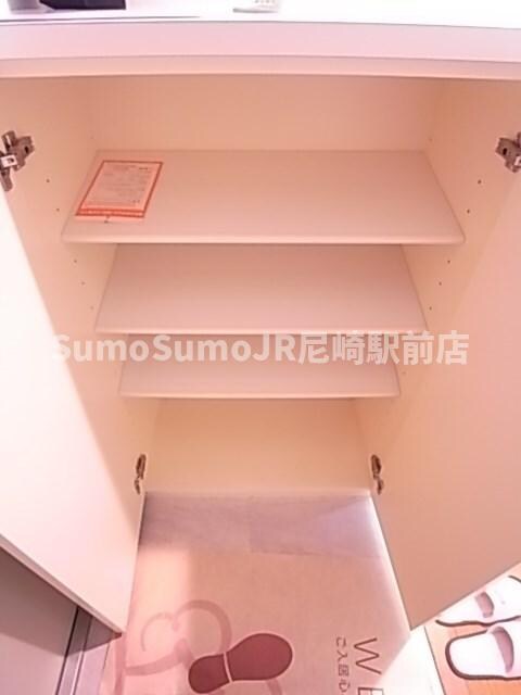 物件内観写真20　(収納のためのスペースです)