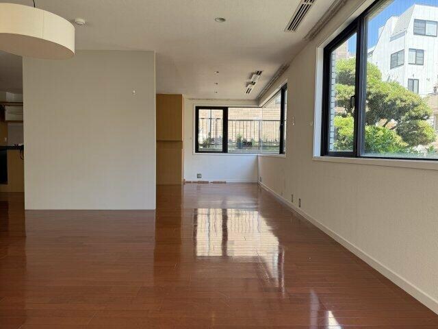 物件内観写真8　( )