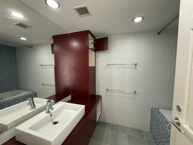 物件内観写真12　( )