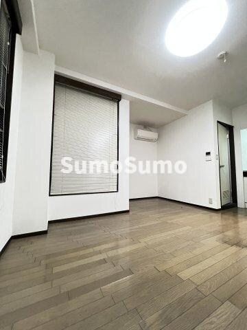 物件内観写真14　(ゆったり過ごせるリビングです)