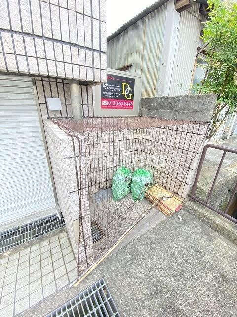 物件外観写真3　(外観も気になるポイント)