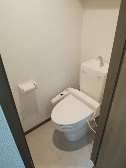 物件内観写真11　( )