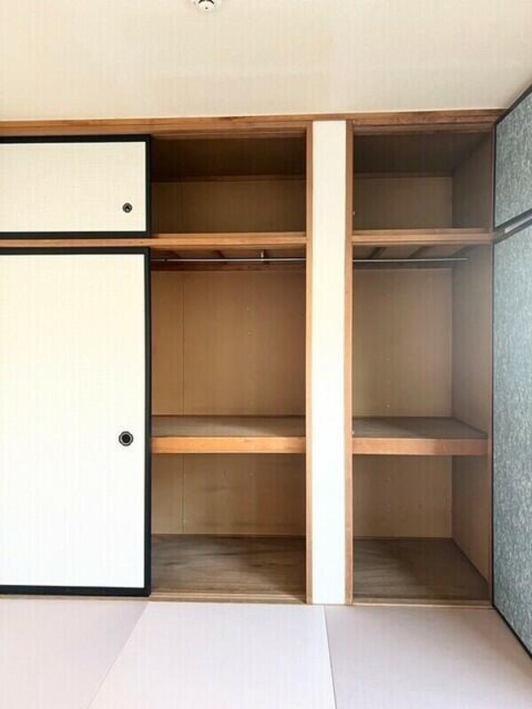 収納(押入（別部屋） )