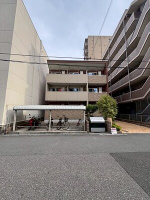 オズ外観写真