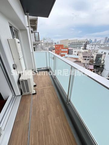 物件内観写真8　(バルコニー付きです)