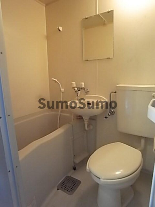 浴室(日々の暮らしに欠かせないお風呂です)