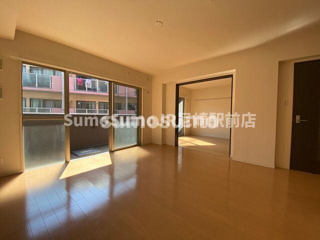 物件内観写真6　(使いやすい居間です)