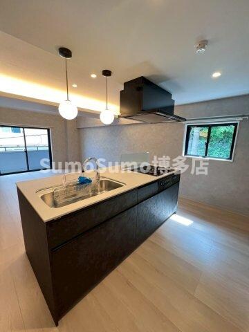 物件内観写真6　(キッチンでお料理をお楽しみください)