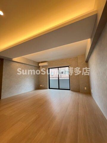 物件内観写真22　(ゆったり過ごせるリビングです)