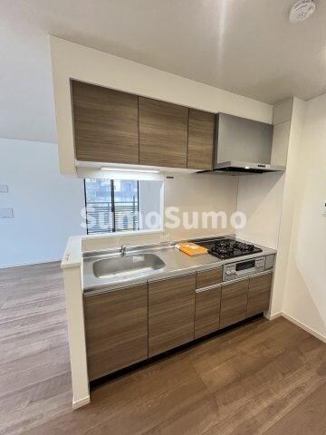 物件内観写真11　(コンパクトなキッチンで掃除もラクラク)