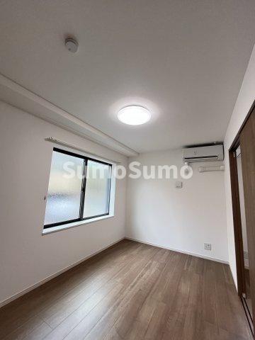 物件内観写真25　(落ち着いて過ごせるお部屋なので、寝室にいかがでしょうか)