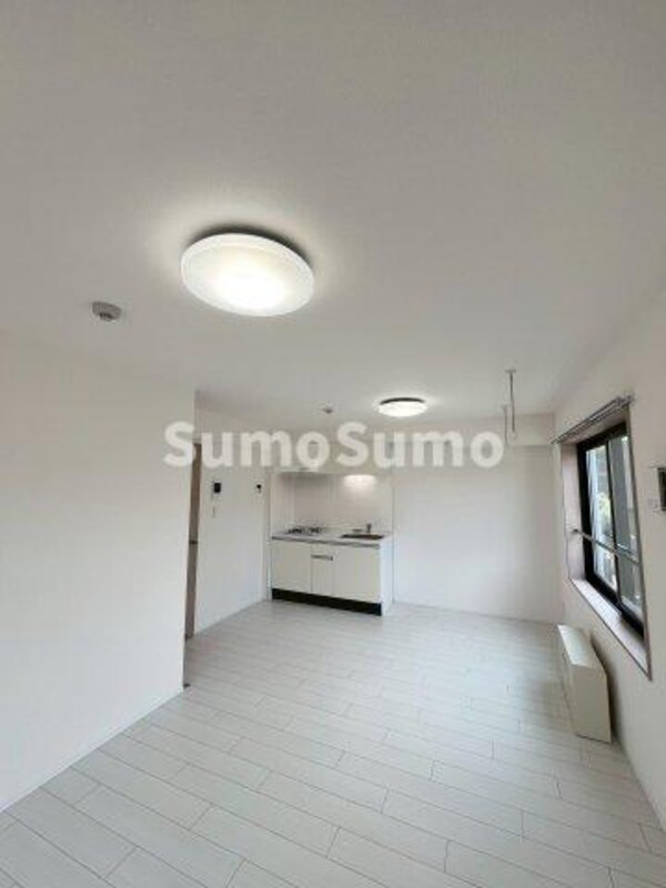 居室(おしゃれな居間です)