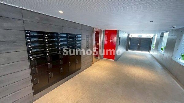 ロビー・ラウンジ(落ち着いたロビーです)