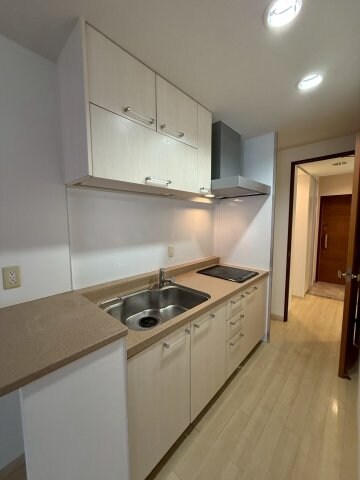 物件内観写真7　(お料理しやすいキッチンです)