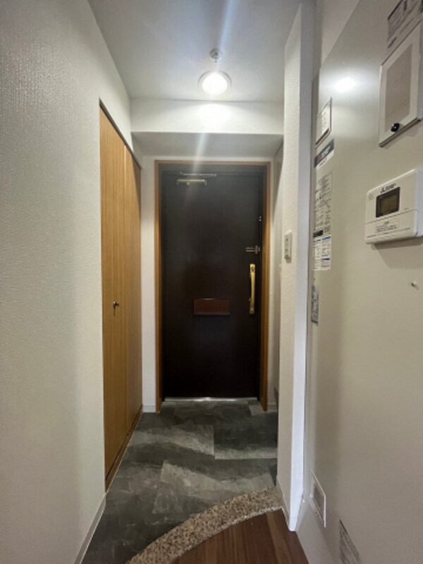 玄関(明るい玄関です)