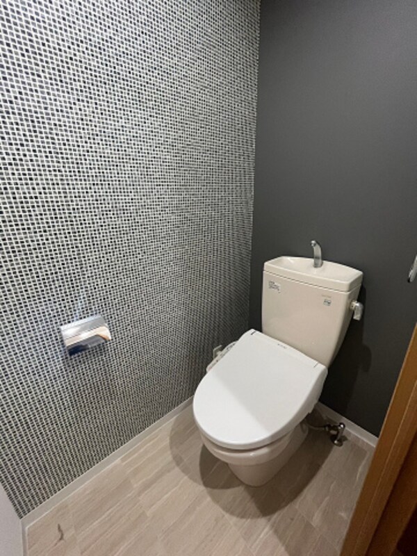 トイレ(ゆったりとした空間のトイレです)