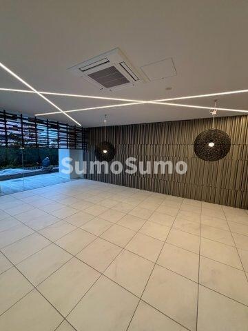 物件外観写真3　(建物の内部です)