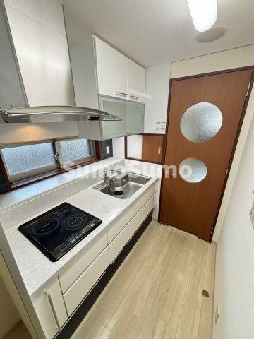 物件内観写真5　(お料理しやすいキッチンです)