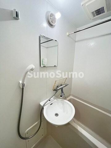 物件内観写真9　(使いやすい洗面所です)