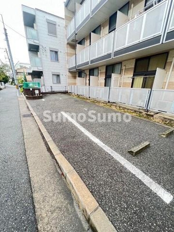 駐車場(駐車場完備です)