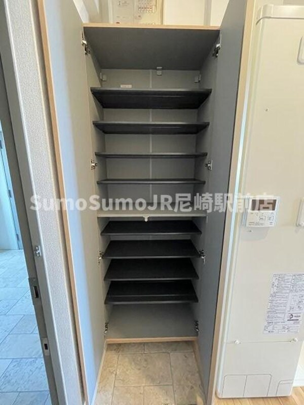 収納(便利な収納スペースです)